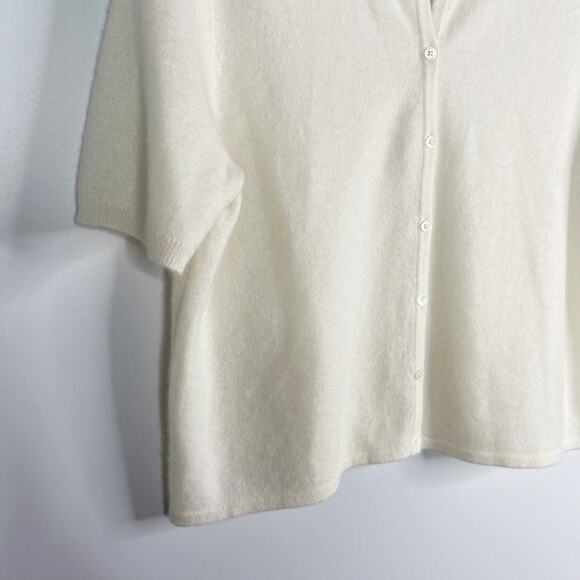 Brazeau Tricot Size 4 Cream Cashmere Collared Short Sleeve Button Front Sweater - Picture 3 of 10